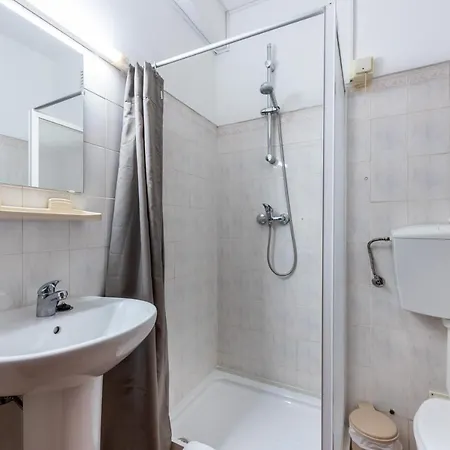 هوتل ريزيدنسيال ساليما فندق 3*